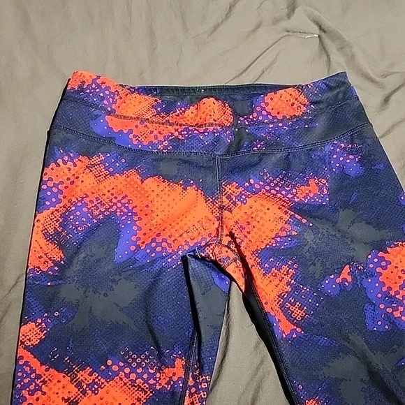 Athleta Vibrant Orange and Blue Leggings - Picture 6 of 13